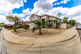6754 W Monona Dr, Glendale, AZ 85308 - Photo 3
