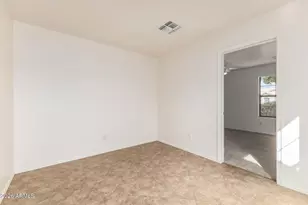 5413 W Bryce Ln, Glendale, AZ 85301 - Photo 21