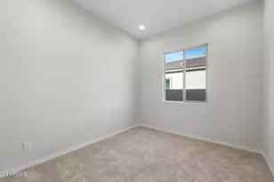 24884 N 170th Dr, Surprise, AZ 85387 - Photo 11