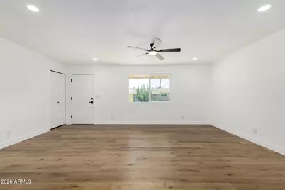 2202 E Baywood Avenue, Mesa, AZ 85204 - Photo 7