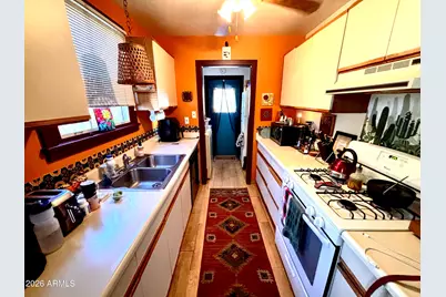 211 W 1st Avenue, Ajo, AZ 85321 - Photo 7