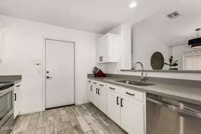 9235 E Carol Avenue, Mesa, AZ 85208 - Photo 17