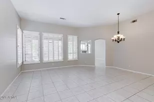 5235 E Herrera Dr, Phoenix, AZ 85054 - Photo 5