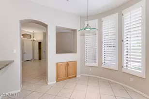 5235 E Herrera Dr, Phoenix, AZ 85054 - Photo 7