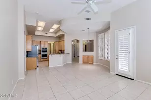 5235 E Herrera Dr, Phoenix, AZ 85054 - Photo 9