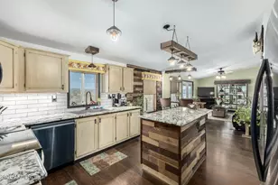 28512 N 151st Ave, Surprise, AZ 85387 - Photo 5