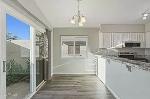 3320 S Parkside Dr, Tempe, AZ 85282 - Photo 11