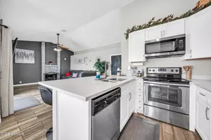 8915 W Las Palmaritas Dr, Peoria, AZ 85345 - Photo 9