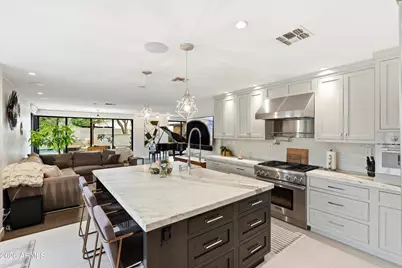 540 W Solano Drive, Phoenix, AZ 85013 - Photo 17