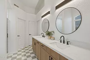 342 W El Freda Rd, Tempe, AZ 85284 - Photo 25