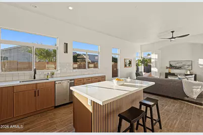 342 W El Freda Road, Tempe, AZ 85284 - Photo 1