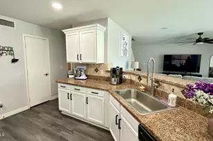 23219 North 21st Pl, Phoenix, AZ 85024 - Photo 11