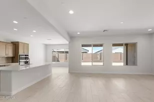 24790 N 169th Ave, Surprise, AZ 85387 - Photo 11