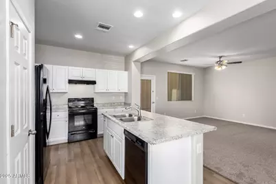 929 E Agua Fria Lane, Avondale, AZ 85323 - Photo 11