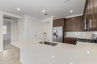 32081 N 125th Lane, Peoria, AZ 85383 - Photo 13