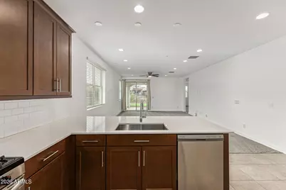 32081 N 125th Lane, Peoria, AZ 85383 - Photo 17