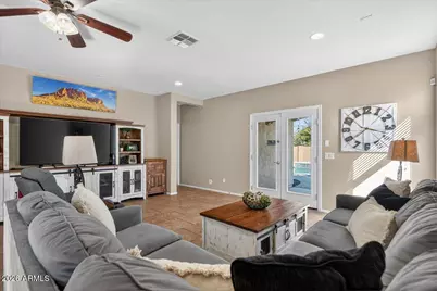 3740 E Jaguar Avenue, Gilbert, AZ 85298 - Photo 11