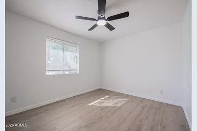 7126 N 19th Avenue #114, Phoenix, AZ 85021 - Photo 11