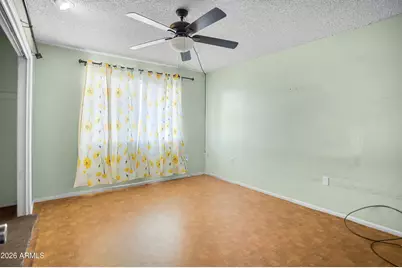 11120 W Desert Butte Drive, Sun City, AZ 85351 - Photo 13
