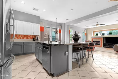 12445 W Fetlock Trail, Peoria, AZ 85383 - Photo 13