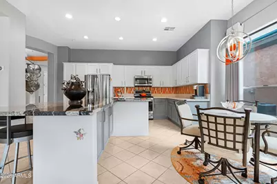 12445 W Fetlock Trail, Peoria, AZ 85383 - Photo 11