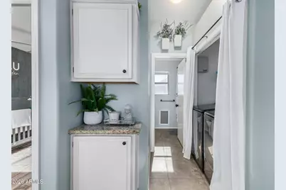 21911 N 74th Drive, Glendale, AZ 85310 - Photo 11