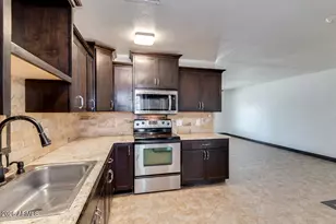 1320 W 6th St, Tempe, AZ 85281 - Photo 17