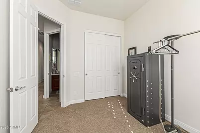 5703 W Hedgehog Place, Phoenix, AZ 85083 - Photo 31