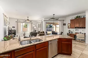 5703 W Hedgehog Pl, Phoenix, AZ 85083 - Photo 15