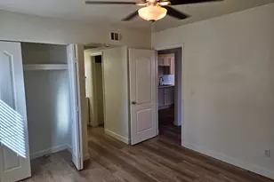 1330 E Highland Ave, Phoenix, AZ 85014 - Photo 9