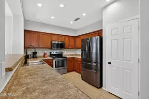 697 W Oak Tree Ln, San Tan Valley, AZ 85143 - Photo 9