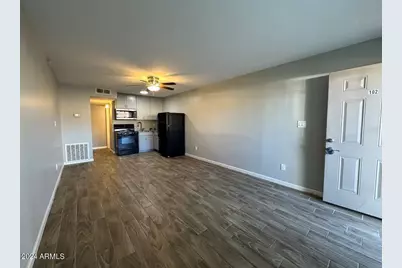 9647 N 10th Avenue #102, Phoenix, AZ 85021 - Photo 3
