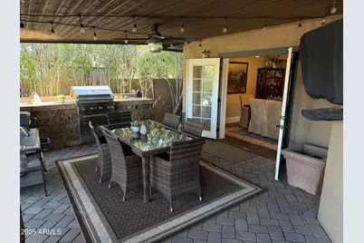 8642 E Clydesdale Trail, Scottsdale, AZ 85258 - Photo 11