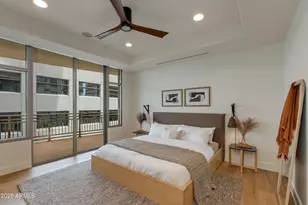 2211 E Camelback Rd, Phoenix, AZ 85016 - Photo 13