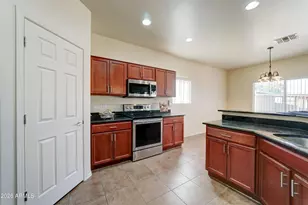 880 S Buena Vista Dr, Apache Junction, AZ 85120 - Photo 5