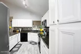 19007 N 25th St, Phoenix, AZ 85050 - Photo 9