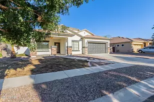 3759 S Dew Drop Ln, Gilbert, AZ 85297 - Photo 3