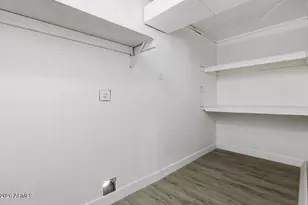 2314 N 71st Dr, Phoenix, AZ 85035 - Photo 15