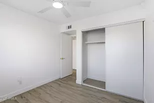 2314 N 71st Dr, Phoenix, AZ 85035 - Photo 21