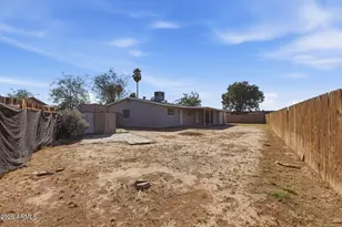 2314 N 71st Dr, Phoenix, AZ 85035 - Photo 31