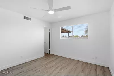 2314 N 71st Drive, Phoenix, AZ 85035 - Photo 27