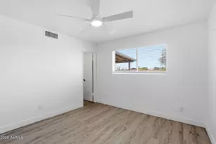 2314 N 71st Dr, Phoenix, AZ 85035 - Photo 27