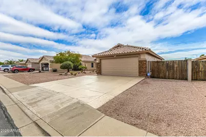 8663 E Capri Avenue, Mesa, AZ 85208 - Photo 5