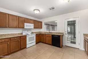 8663 E Capri Ave, Mesa, AZ 85208 - Photo 11