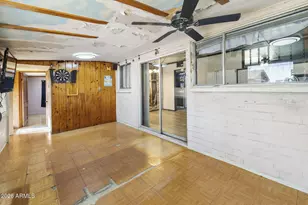 823 E Ironwood Dr, Phoenix, AZ 85020 - Photo 15