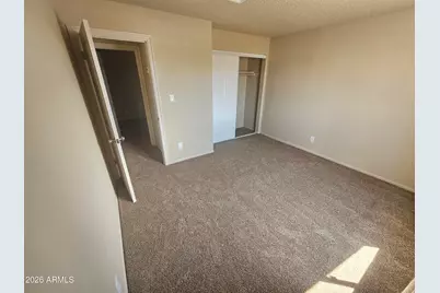 2831 E Mobile Lane, Phoenix, AZ 85040 - Photo 9