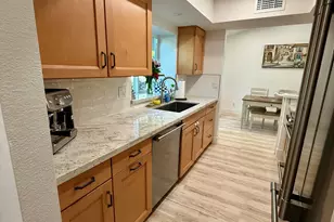 3318 E Taro Ln, Phoenix, AZ 85050 - Photo 9