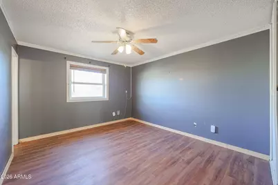 3730 W Cactus Wren Drive, Phoenix, AZ 85051 - Photo 9