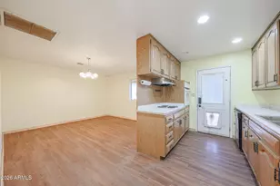 3730 W Cactus Wren Dr, Phoenix, AZ 85051 - Photo 15