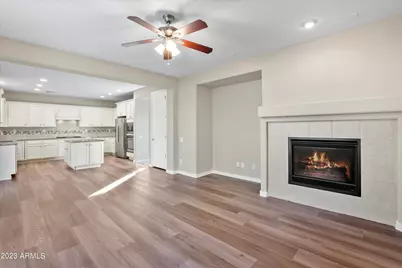 3842 E Cat Balue Drive, Phoenix, AZ 85050 - Photo 9